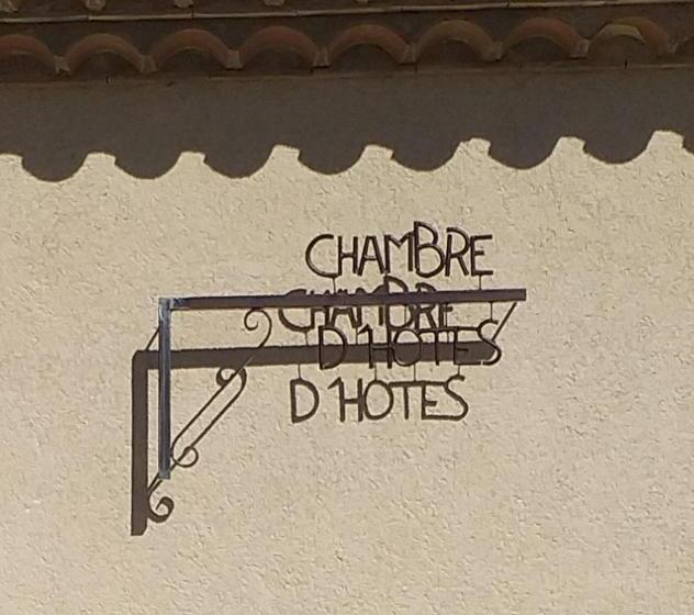 مبيت وإفطار Les Chêneslierres
