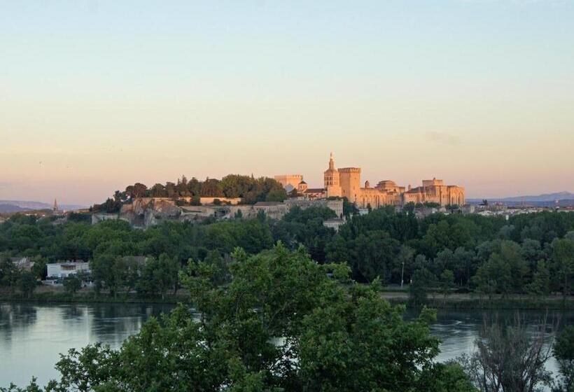 تختخواب و صبحانه Maison Orsini