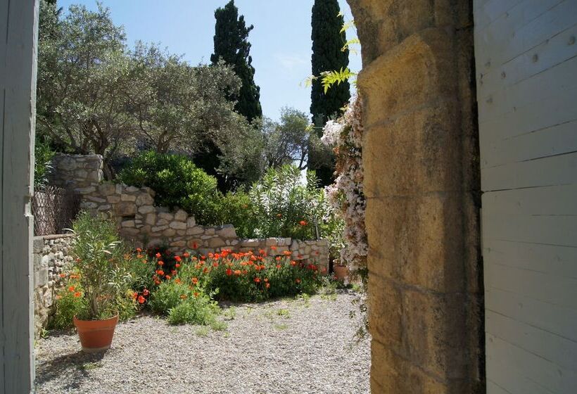 تختخواب و صبحانه Maison Orsini