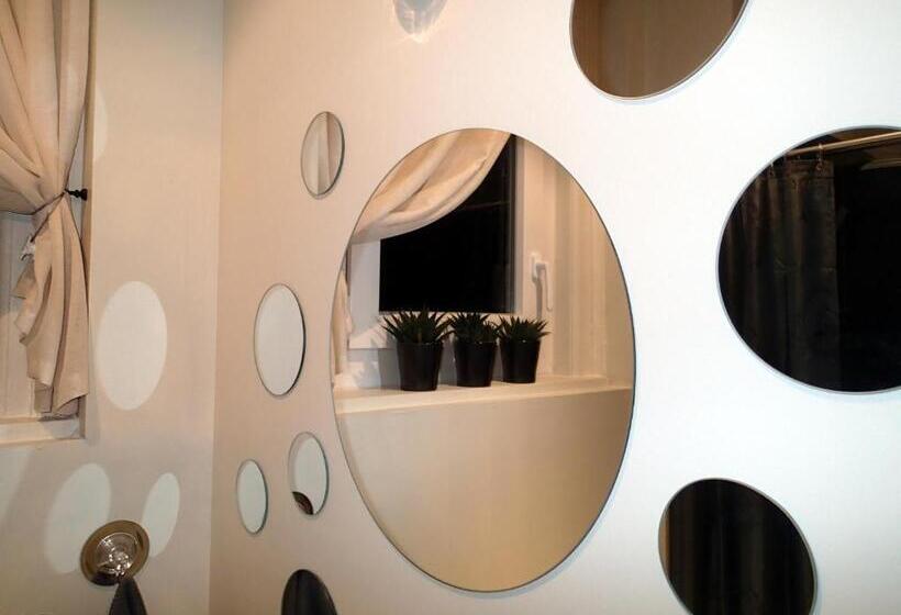 مبيت وإفطار New West Room