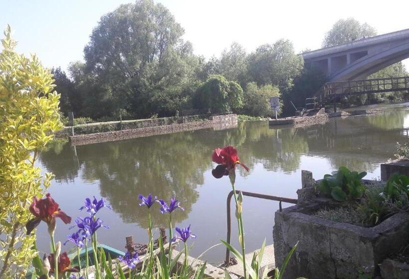 ベッドアンドブレックファースト Suite Sainte Anne