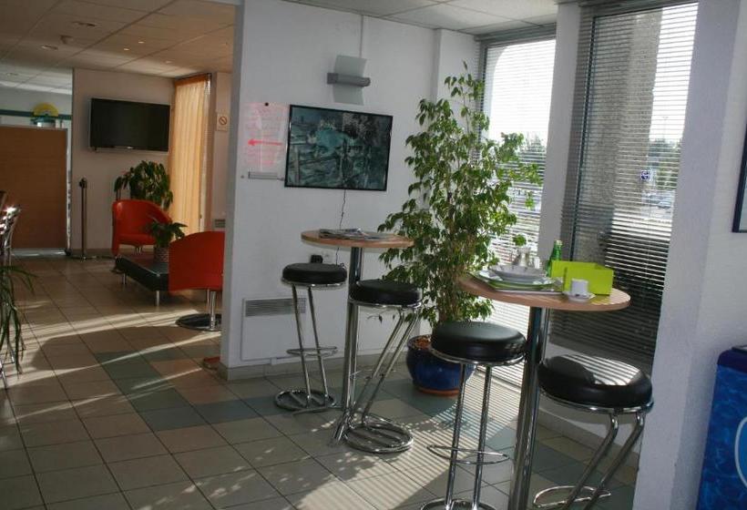 Отель Ibis Budget Thiers