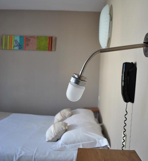 فندق Les Voyageurs