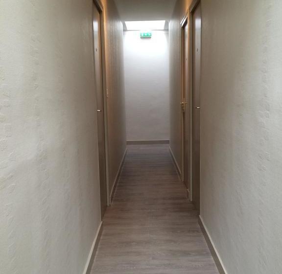 فندق Les Voyageurs