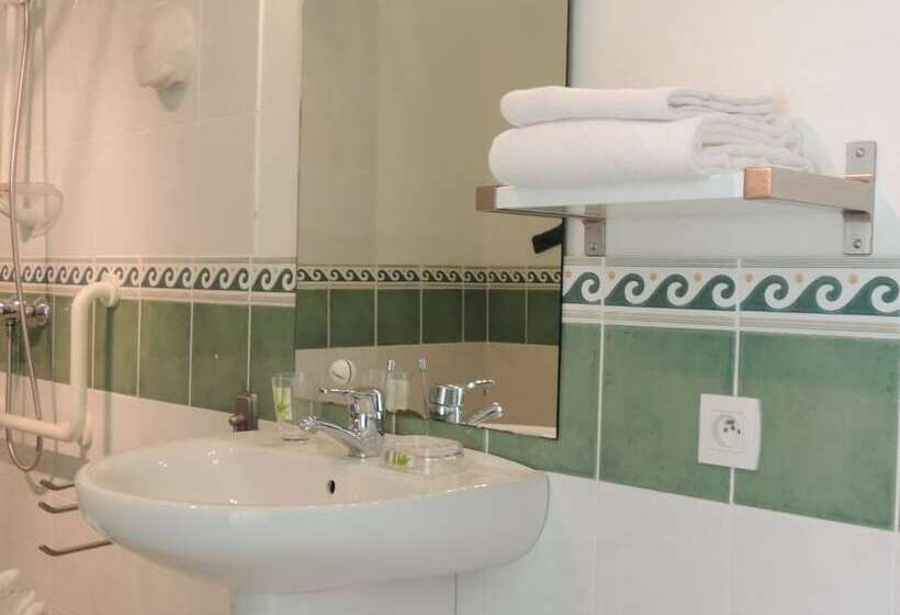 تختخواب و صبحانه Chambres D Hotes Les Pieris