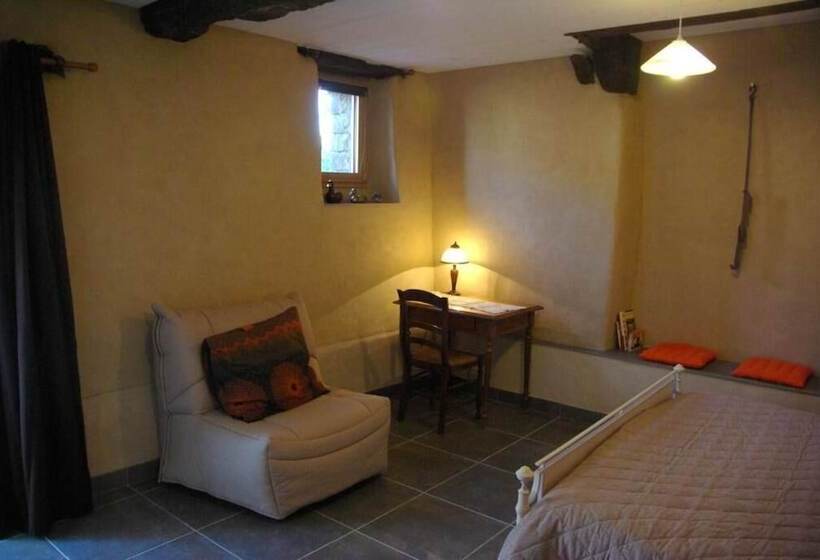 ベッドアンドブレックファースト Chambres D Hôtes La Fontaine Garel