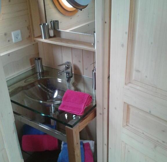 تختخواب و صبحانه Chambres D Hôtes La Prairie