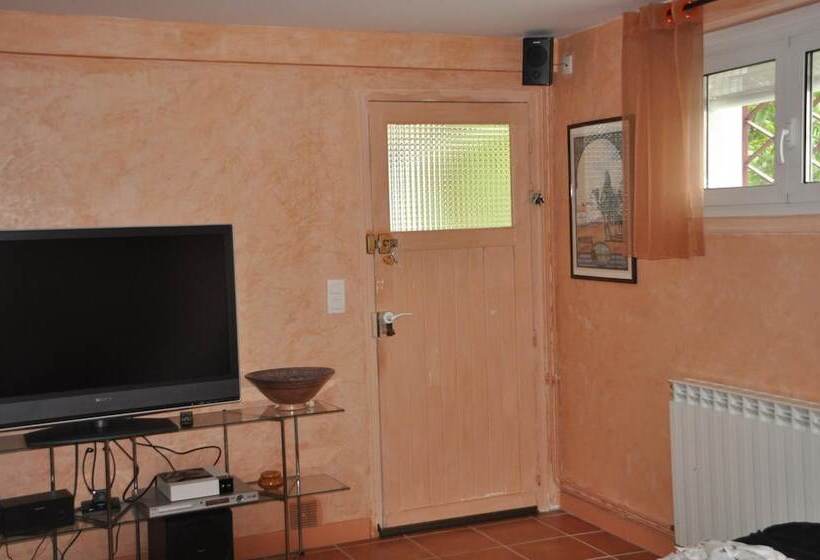 تختخواب و صبحانه Chez Phil Et Dom