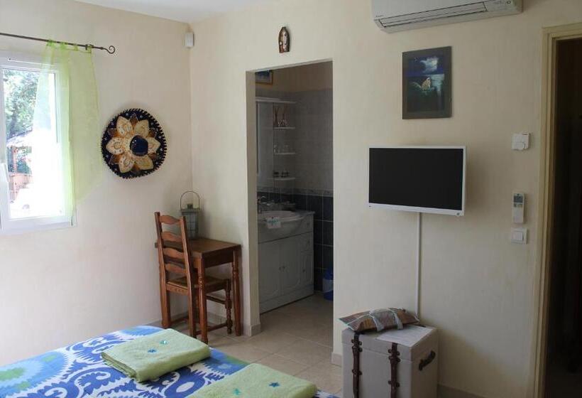 住宿加早餐  La Maison De Jenny