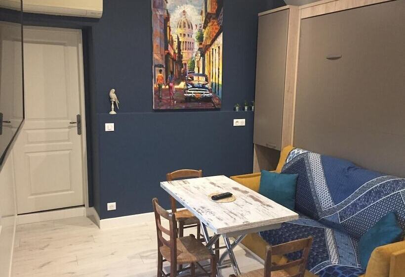 مبيت وإفطار Chambres D Hôtes Le Petit Nailly