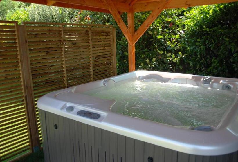 住宿加早餐  Maison D Hôtes De Kerzine