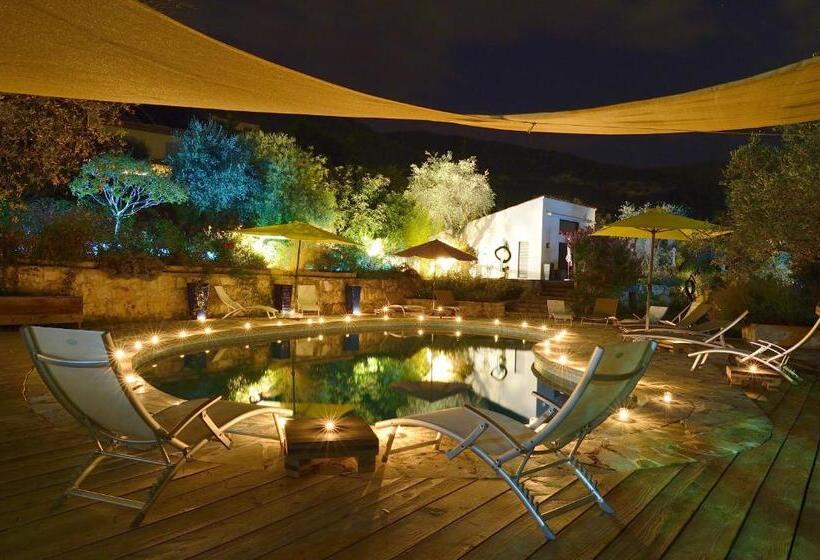 مبيت وإفطار Maison D'hôtes Bleu Azur