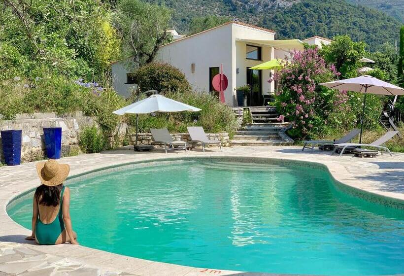 مبيت وإفطار Maison D'hôtes Bleu Azur