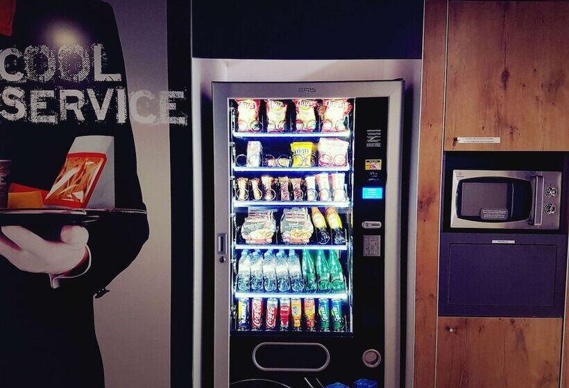 ホテル Ibis Budget Arles Palais Des Congres