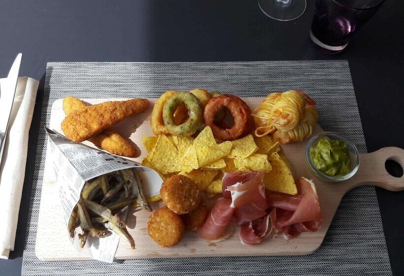 ホテル Ibis Budget Arles Palais Des Congres