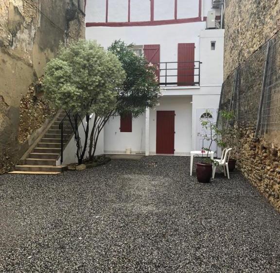 호텔 Hôtel Des Arceaux