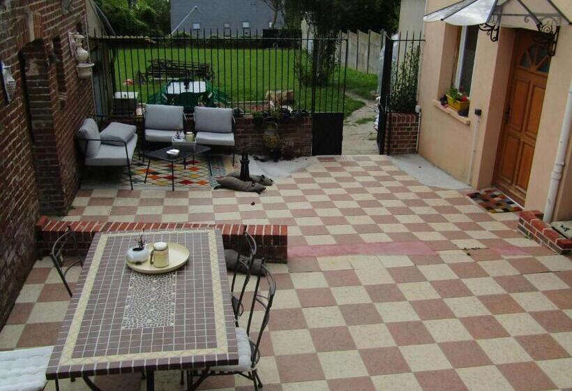 تختخواب و صبحانه Chambre D'hôtes Au Nid Du Thil