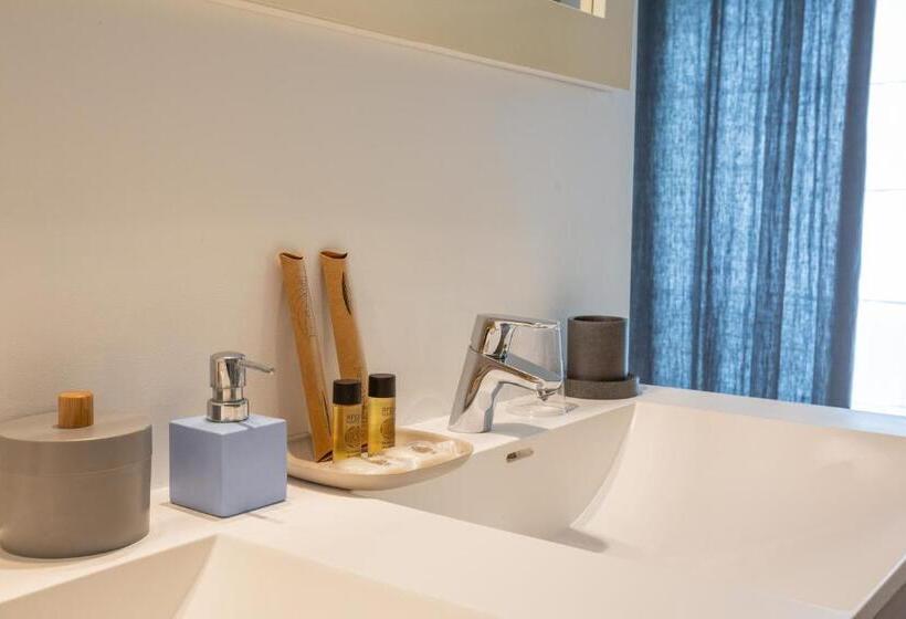 تختخواب و صبحانه Chambre D'hôtes Etchebri