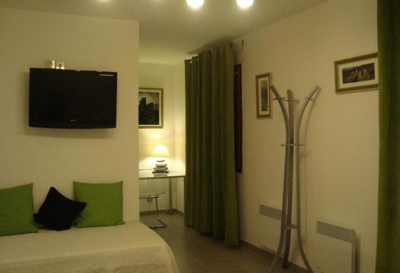 مبيت وإفطار Chambres D Hôtes Les Palmiers De La Cité