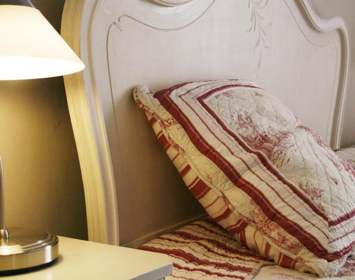 ベッドアンドブレックファースト Chambres D Hôtes Saintsauveur