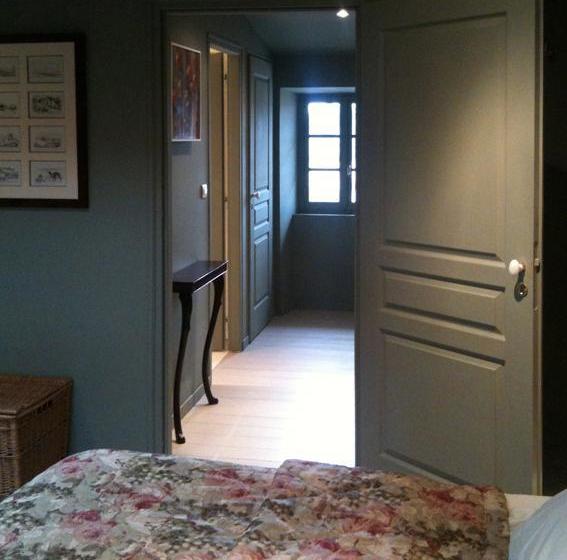 ベッドアンドブレックファースト Chambres D Hôtes Saintsauveur