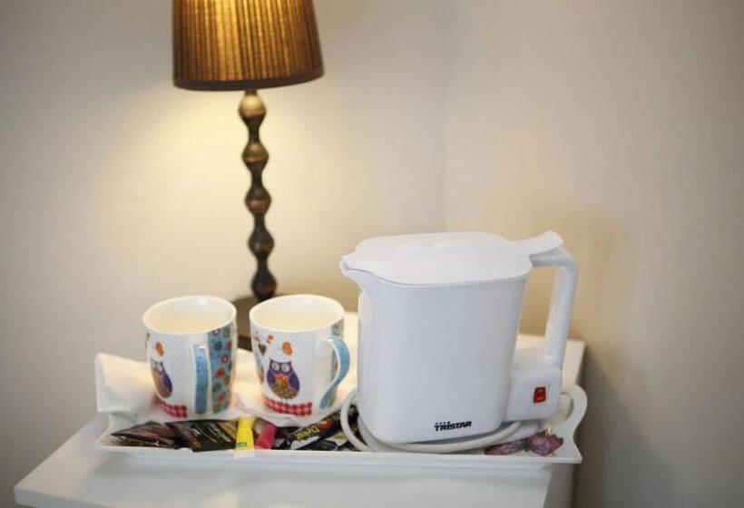 مبيت وإفطار Chambres D'hotes Losten Ar Gogues