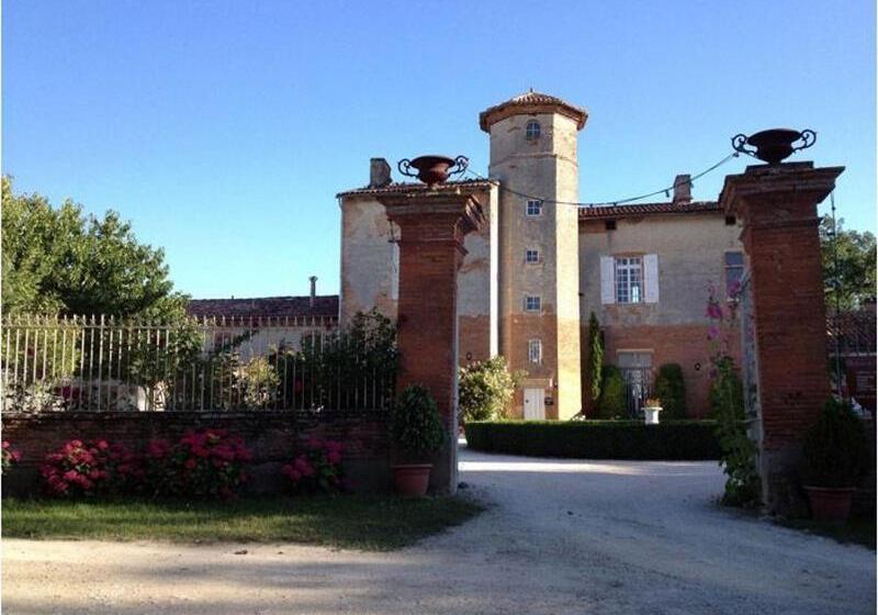 مبيت وإفطار Chateau De Thegra
