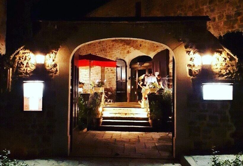 住宿加早餐  La Grange Templière