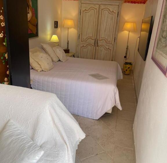 مبيت وإفطار La Tarentane