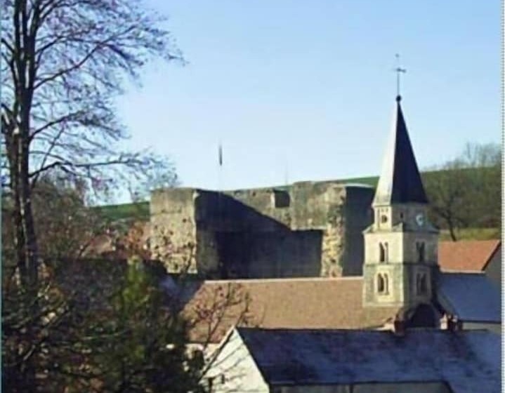 민박 Le Puits Fortifié