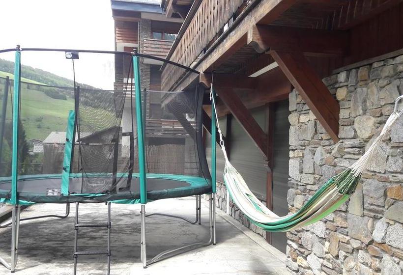 בית מלון כפרי Alp Hôtel