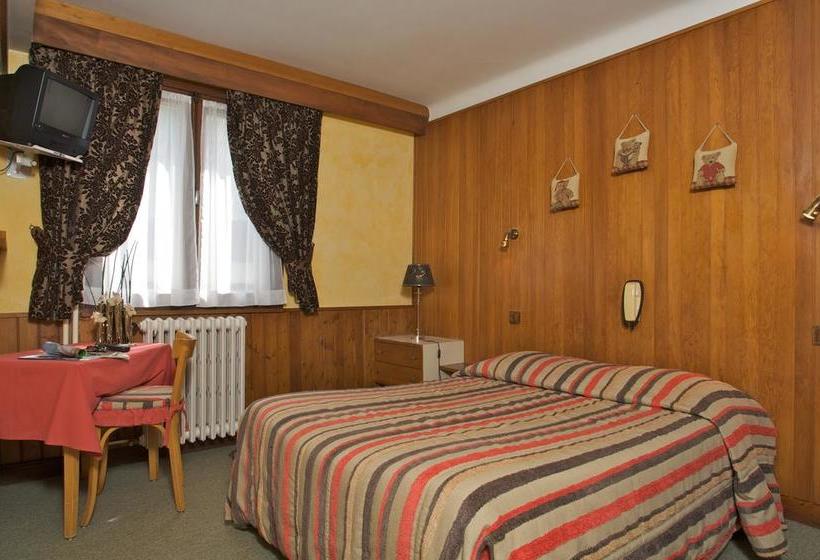 בית מלון כפרי Alp Hôtel