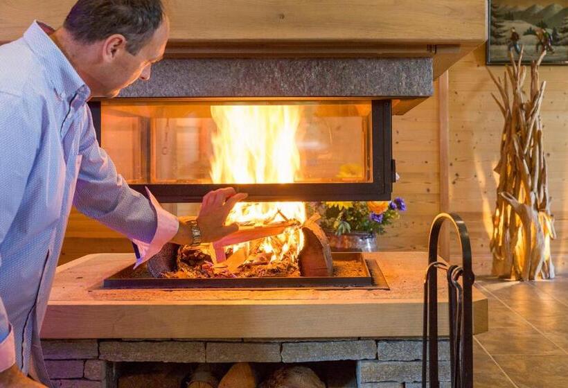 酒店 Chalet Hôtel Le Beausoleil, The Originals Relais