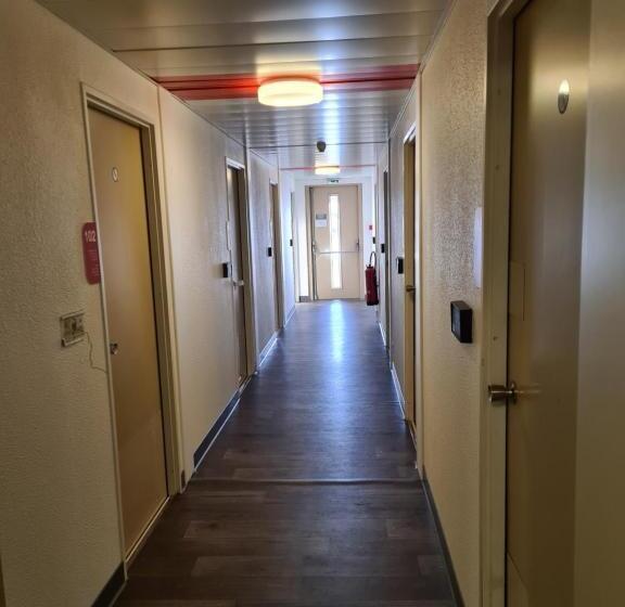 ホテル F1 Pontarlier