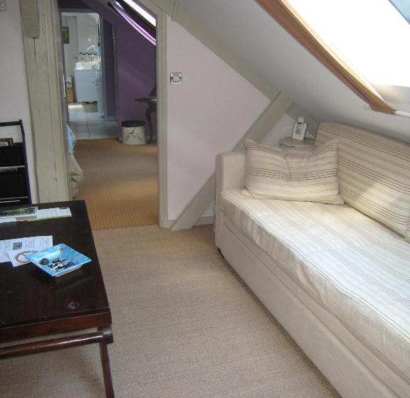 ホテル Hôtel Le Manoir Aux Vaches