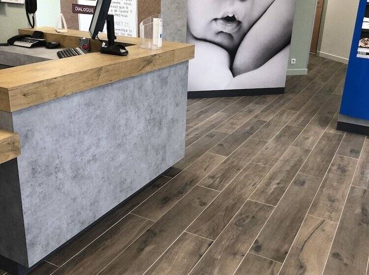 ホテル Ibis Budget Mantes La Jolie Sully