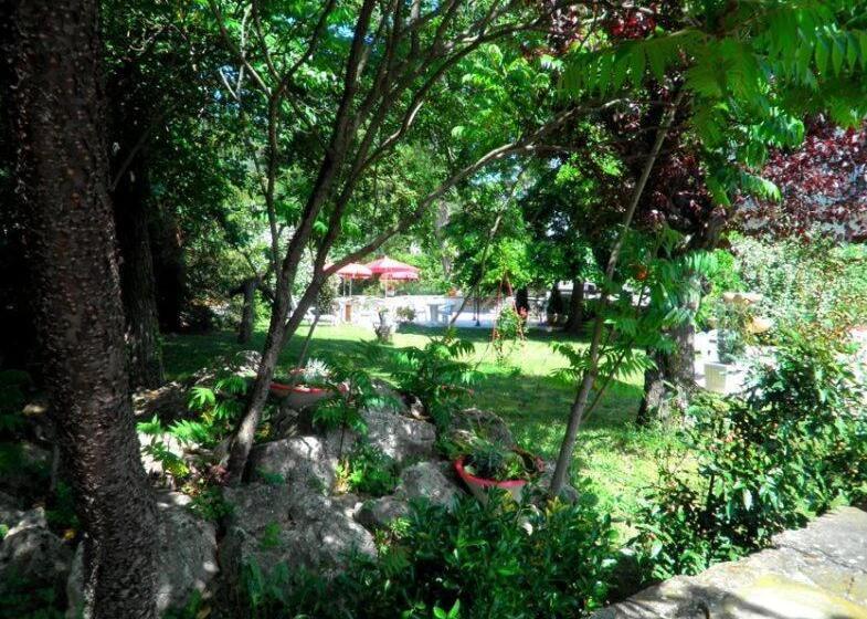 فندق La Pierre Lys