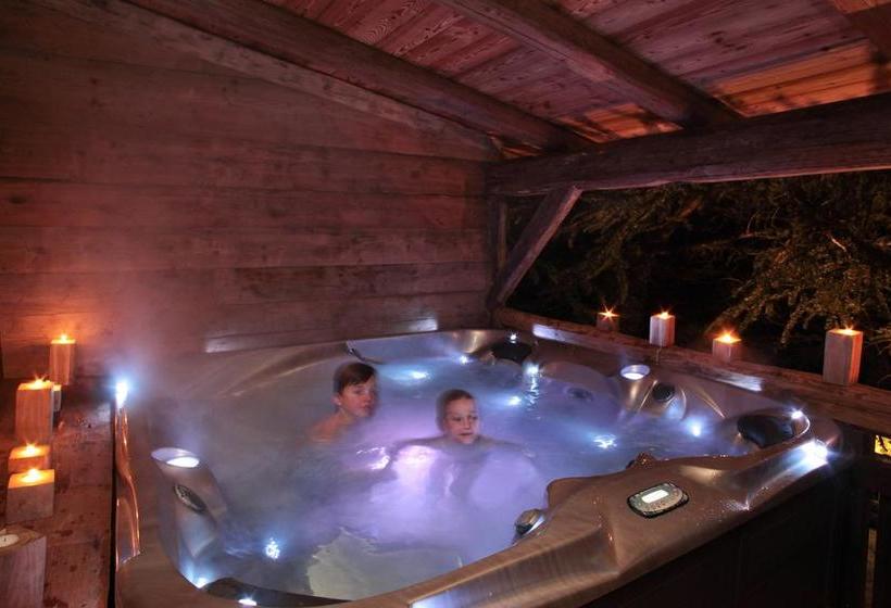 בית מלון כפרי Les Chalets Hôtel De La Croix Fry