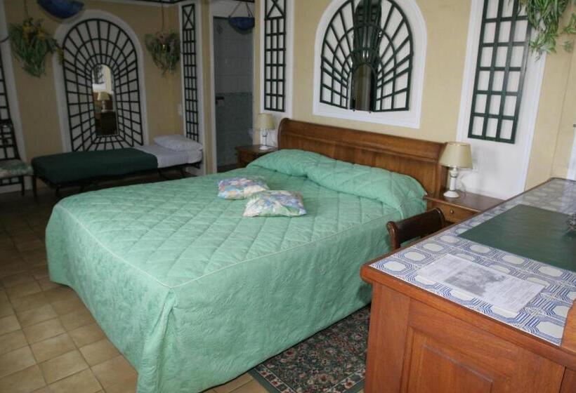 ホテル Royal Albion