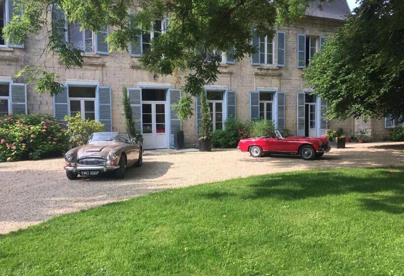 צימר Château De Clermont