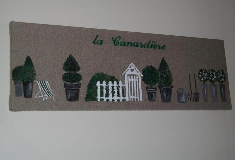 تختخواب و صبحانه Ferme De La Canardière