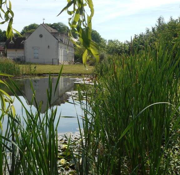 تختخواب و صبحانه Ferme De La Canardière