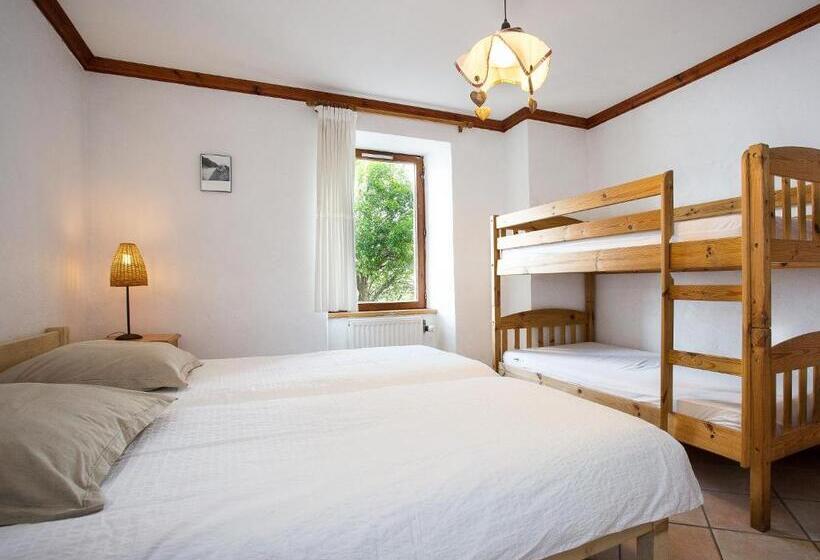 민박 Gite Auberge De Montvilliers