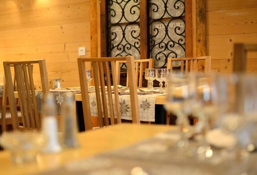 Chalet Hotel La Tarine