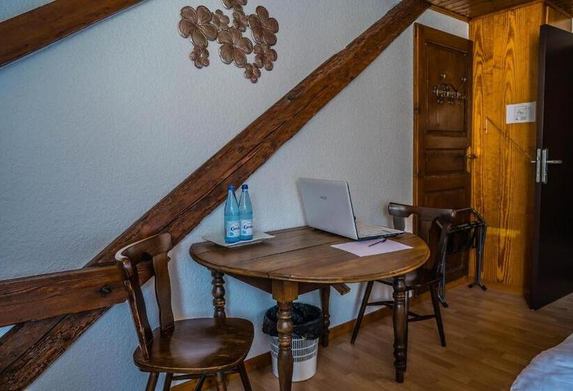 Отель Au Vieux Moulin