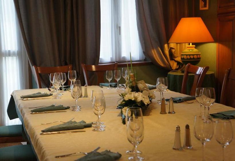 호텔 A La Grâce De Dieu Hôtel