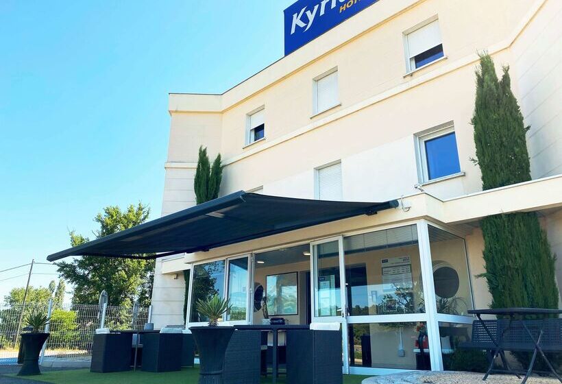 هتل Hôtel Kyriad Brive Ouest