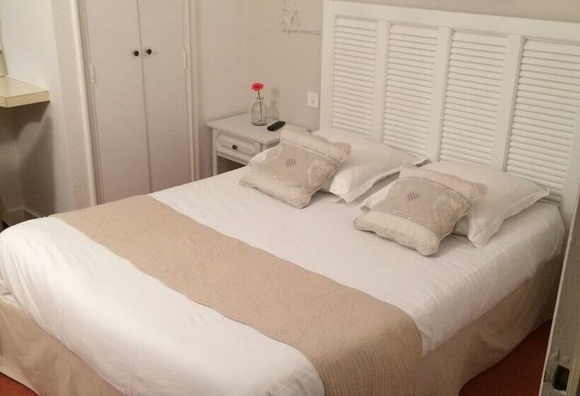 호텔 Hôtel La Coudraie