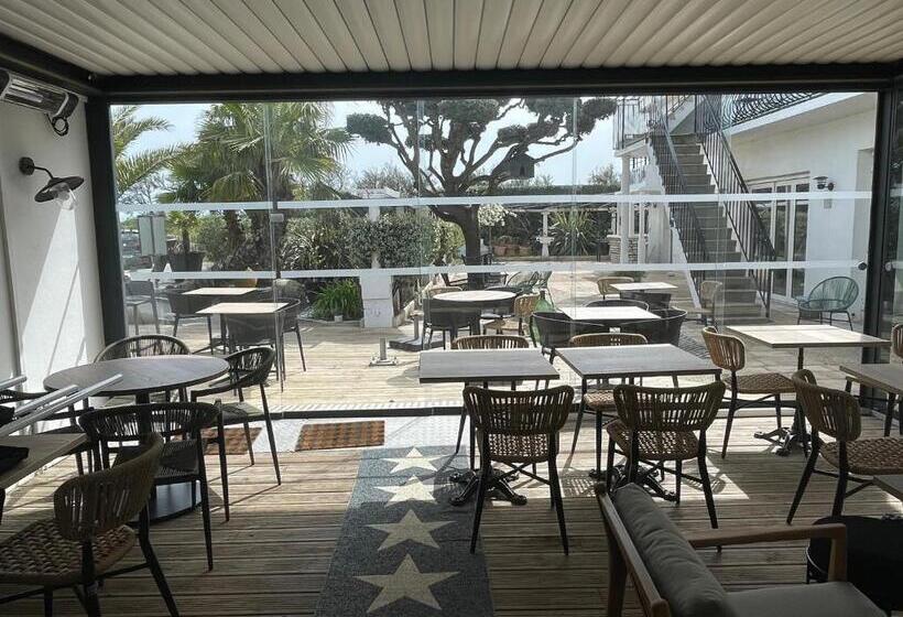 בית מלון כפרי Hôtel Le Martray