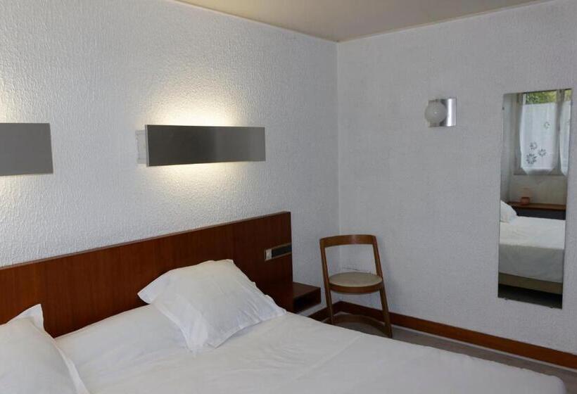 ホテル Hôtel Le Relais
